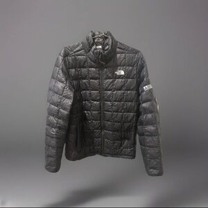 North Face ThermoBall 2.0 Eco Quilted
NFOA5GLL Jacket Reliable Robotics size M